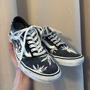 VANS palm leaves navy blue Mens size 11